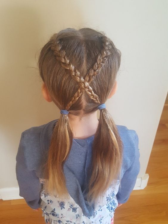 The Criss-Cross Ponytail
