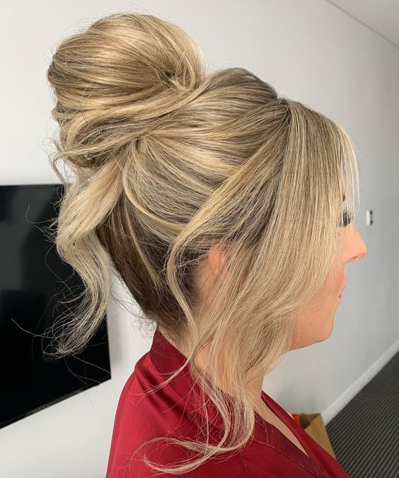 The Top Knot with a Twist