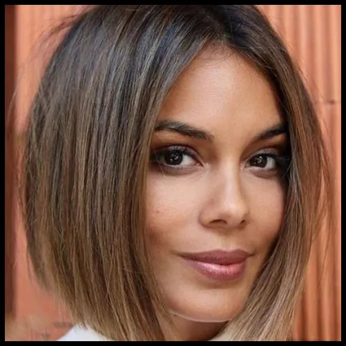 Straight Layered Bob with Middle Part